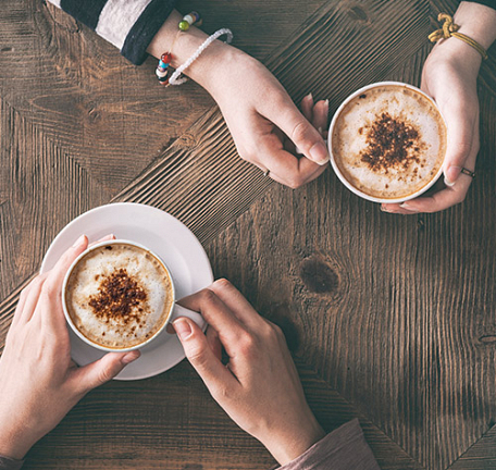 Früstücken im Caf&eacute; im brandenburger Paulikloster
